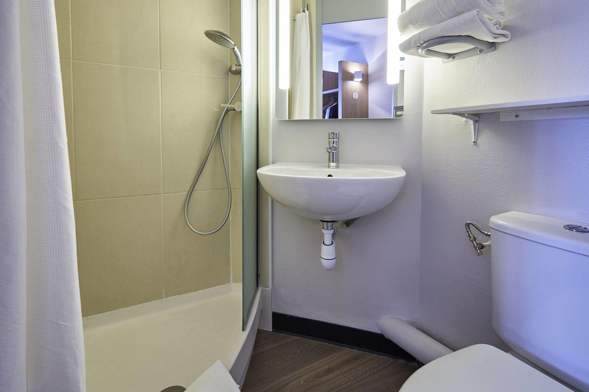 B&B Hotel Colmar Vignobles Ouest Wintzenheim Eksteriør billede